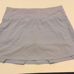 LULULEMON PACE RIVAL SKIRT SIZE 6 gently worn like new